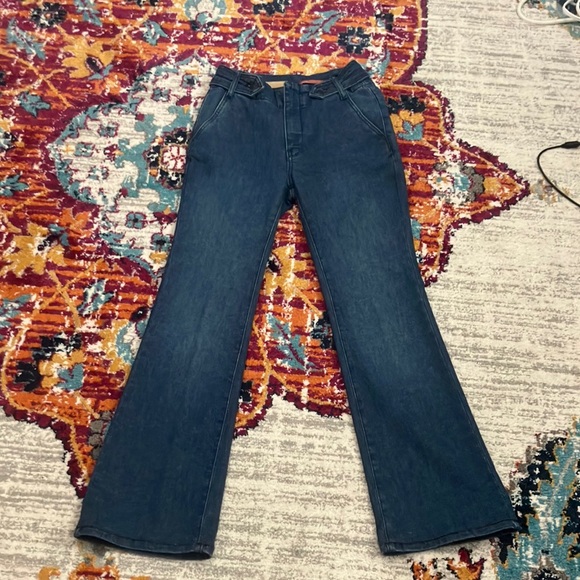 PILCRO Flared Jeans. New, Never Worn. Size 26 - Picture 1 of 4